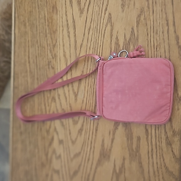 Kipling Eldorado Classic Crossbody Bag in dusty rose pink - Picture 4 of 13